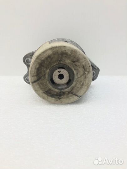 Опора двигателя левая Mercedes-Benz Glc Coupe C253