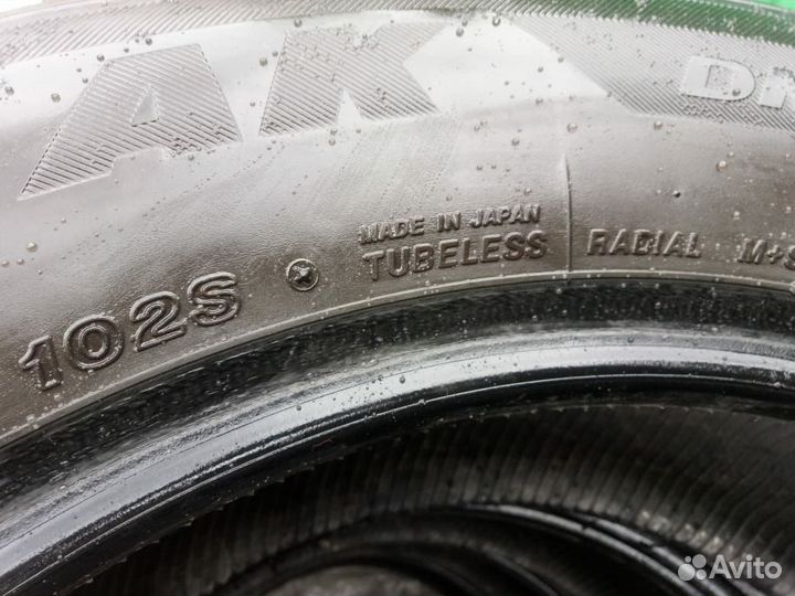 Bridgestone Blizzak DM-V2 225/65 R17 102S