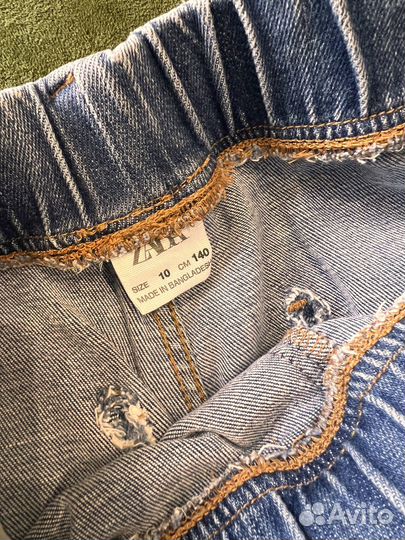 Джинсы Zara