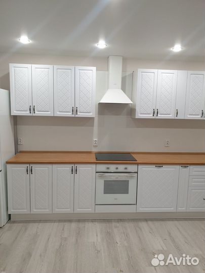 Кухня белая