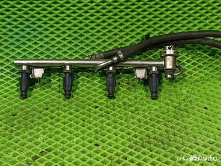 Топливная рампа Skoda Superb седан AWT 2003