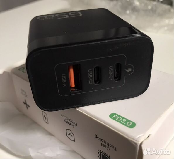 Зарядное устройство Rocoren 65w GaN (Новое)