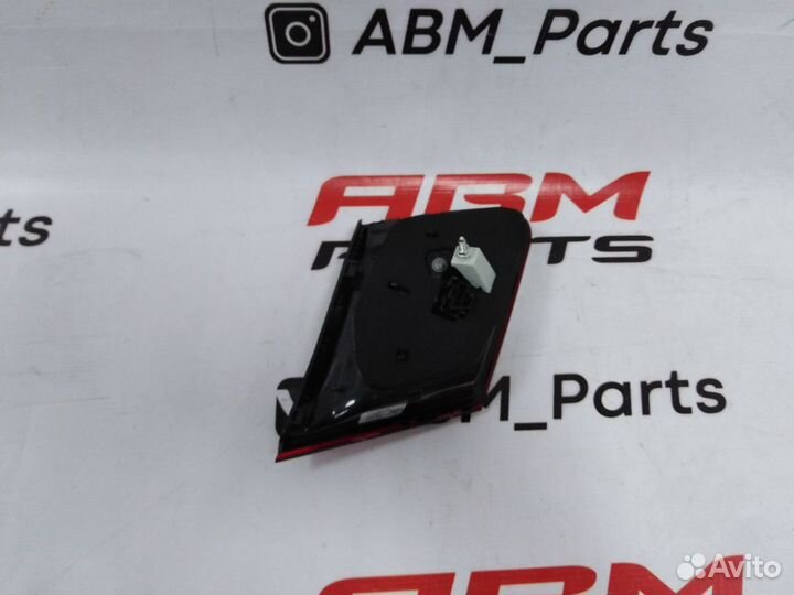 Левая оптика в крышку Mercedes W212 рестайлинг