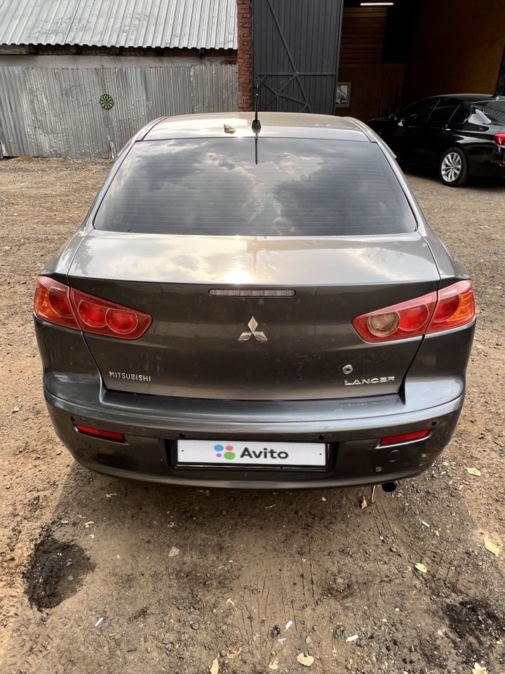 Mitsubishi Lancer: фото владельца