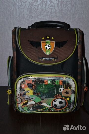 Школьный ранец