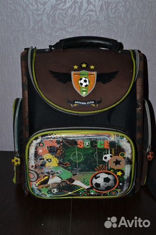 Школьный ранец