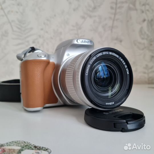 Зеркальный фотоаппарат Canon 200d Отличный