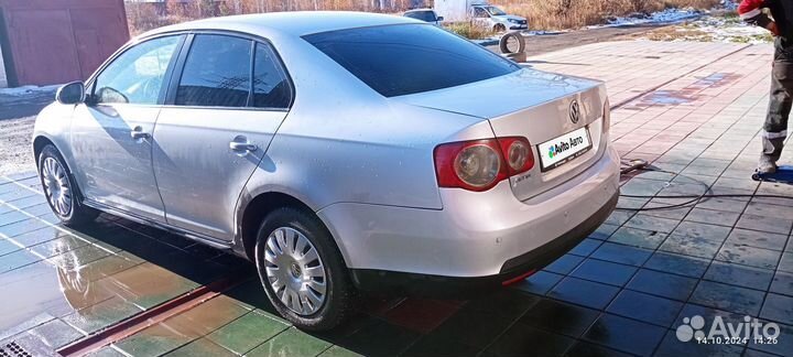 Volkswagen Jetta 1.6 МТ, 2009, 196 000 км