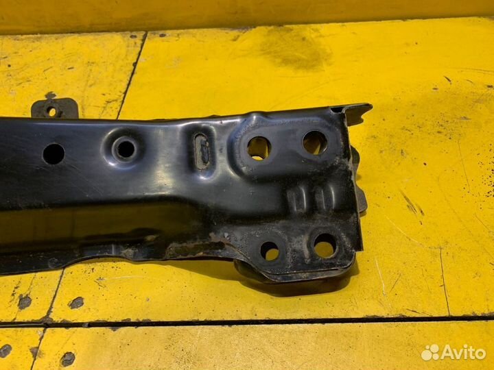 Балка подрадиаторная Toyota RAV 4 40 (2015-2019)