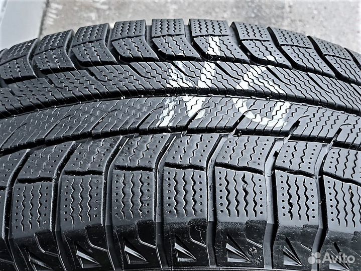 Michelin Latitude X-Ice 2 265/70 R17 115T