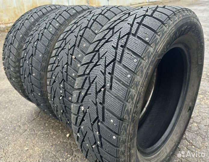 DoubleStar DW01 215/65 R16 98T