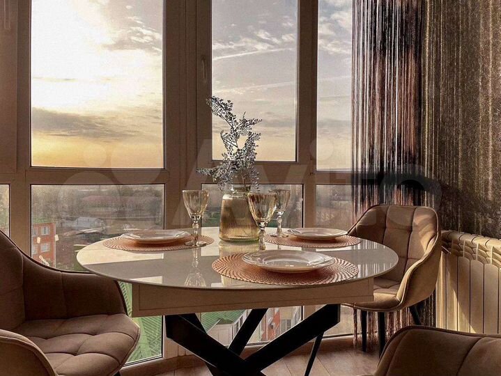 2-к. квартира, 49 м², 8/8 эт.