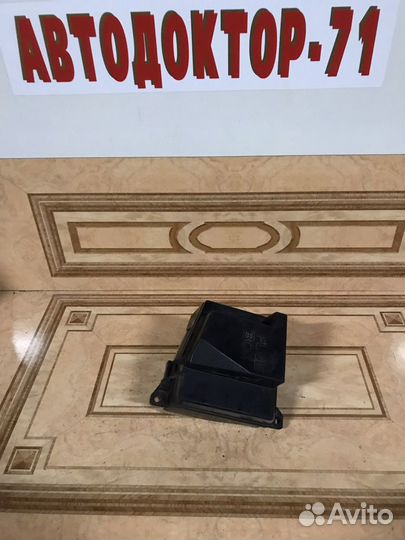 Блок предохранителей Мазда Примаси