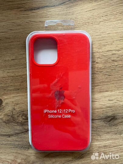 Чехол на iPhone 12