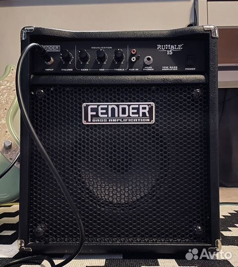 Fender Rumble 15 комбоусилитель для бас-гитары