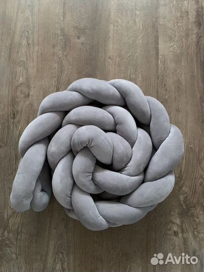 Бортик косичка в кроватку