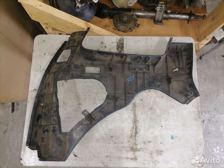 Обшивка багажника правая Kia Sportage 1