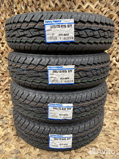 Toyo Open Country A/T Plus 205/75 R15 97T
