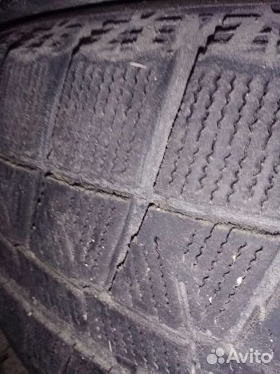 Bridgestone Blizzak Revo1 215/60 R16