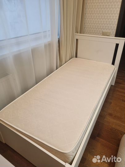 Кровать односпальная с матрасом IKEA