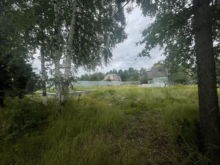 Дача 20 м² на участке 16 сот.