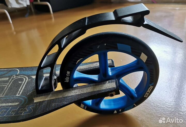 Городской самокат для взрослых Roces Citizen