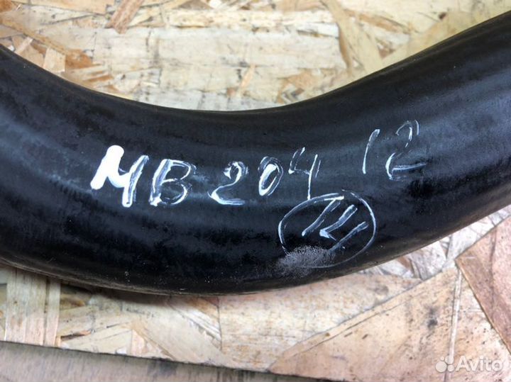 Патрубок интеркулера правый Mercedes-Benz C W204