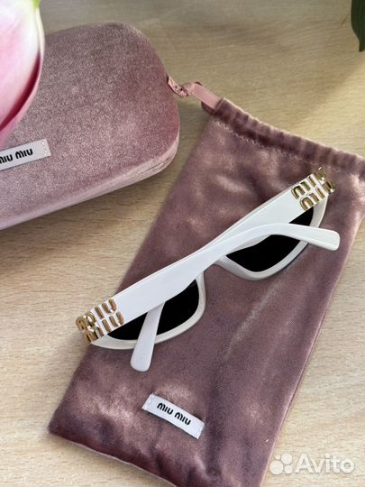 Miu Miu cat-eye очки оригинал