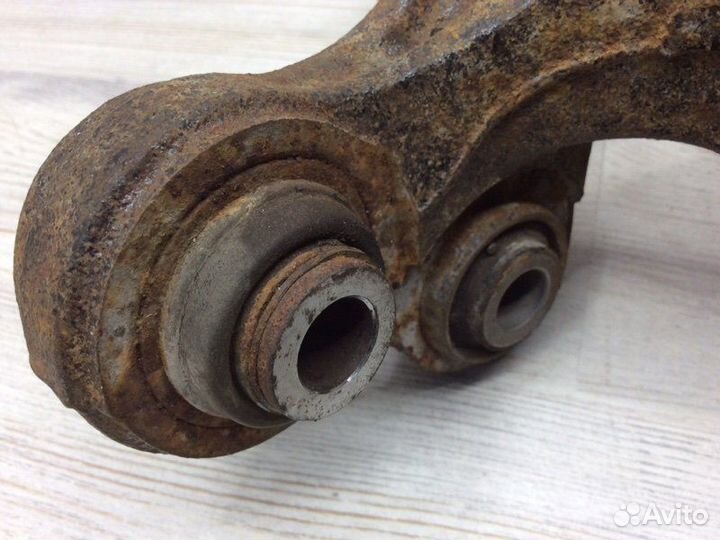 Кулак поворотный задний правый Kia Sportage SL