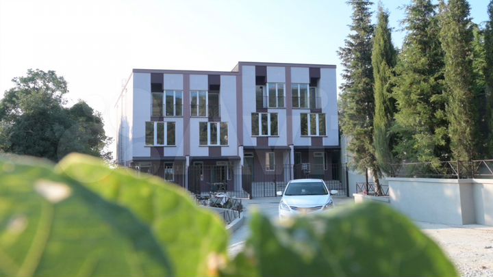 Таунхаус 190 м² на участке 1,4 сот.