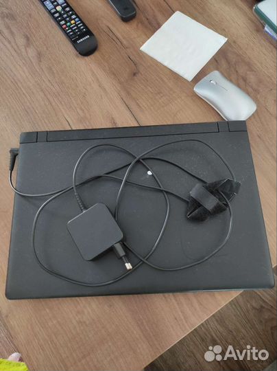 Ноутбук lenovo