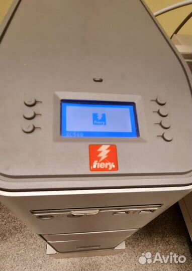 Новый Xerox Colour 560