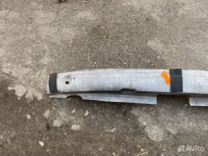 Усилитель заднего бампера Audi A6 C5 универсал