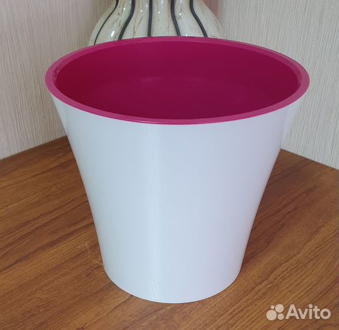 Кашпо с дренажной системой