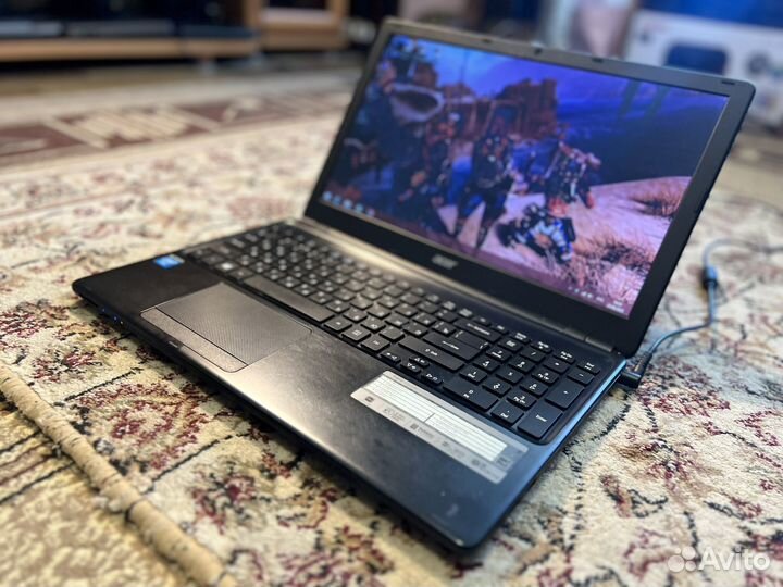 Игровой Ноутбук Acer core i5/10гб/GT 740m 2гб