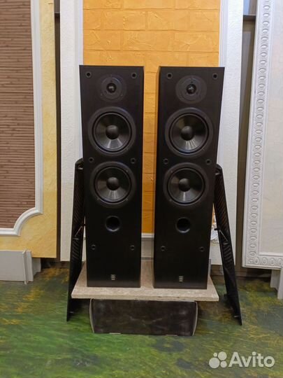 Напольные акустические колонки