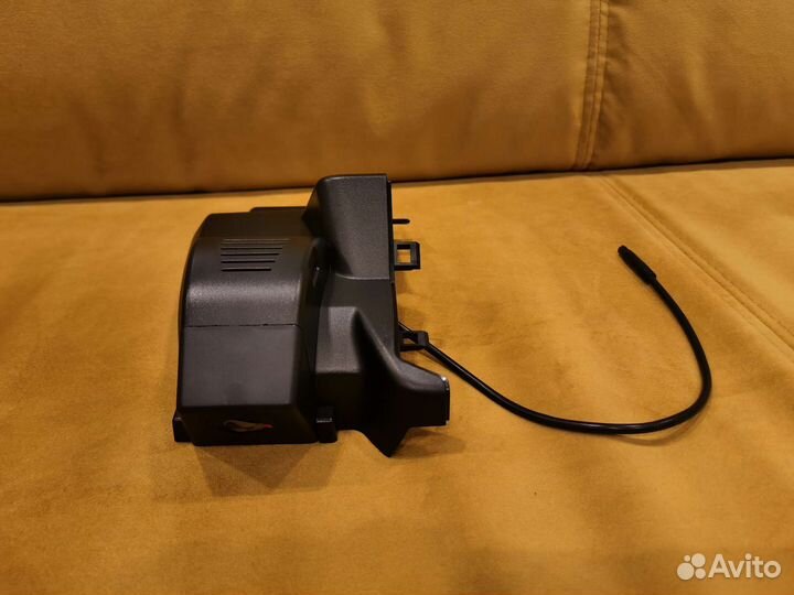 Видеорегистратор Geely Tugella (4k, штатное место)