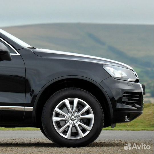 Крыло переднее правое в цвет Volkswagen Touareg 2