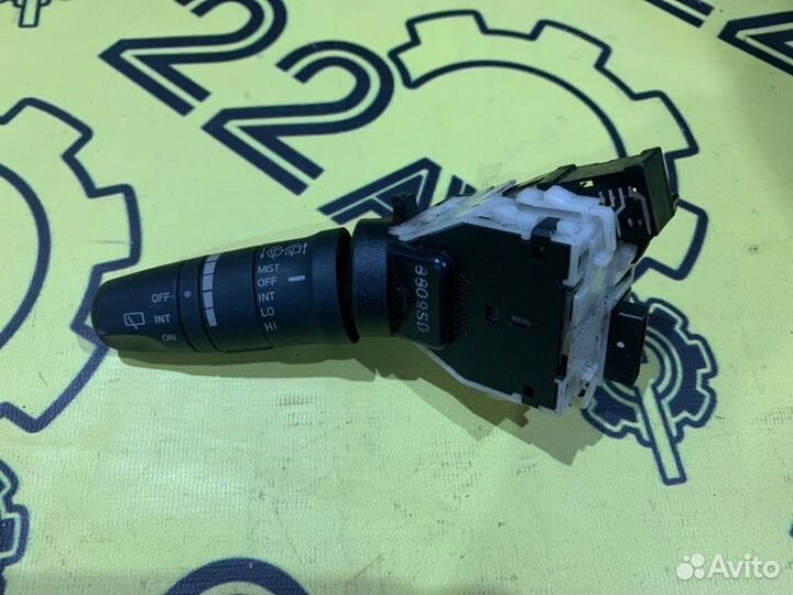 Подрулевой переключатель дворников Nissan Serena