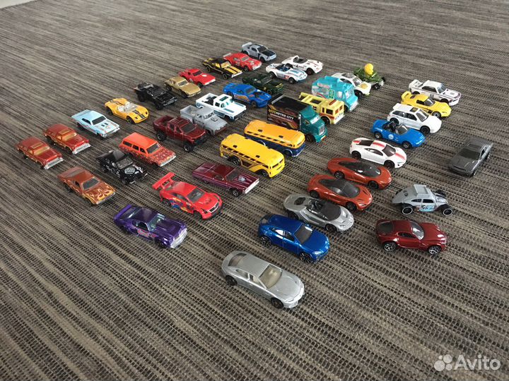 Машинки хот вилс hot wheels
