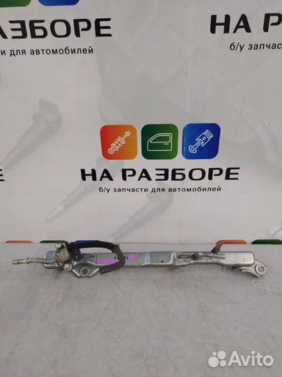 Топливная рейка правая Toyota Land Cruiser 200