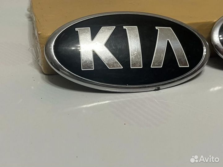 Эмблема передняя Kia Ceed 3 CD 2018-2020