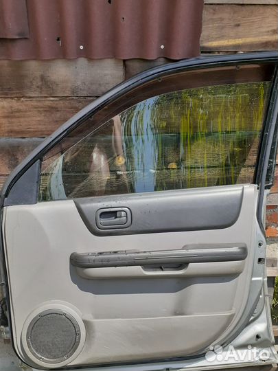 Дверь передняя правая на nissan X-trail (NT-30 )