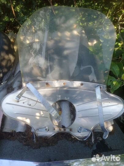 Ветровое стекло для мотоцикла