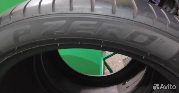 Pirelli P Zero PZ4 325/35 R22 110Y