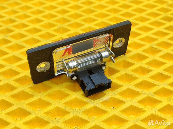 Фонарь подсветки номерного знака Volkswagen