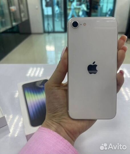 iPhone SE (2022), 64 ГБ