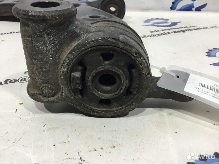 Рычаг передний нижний левый Mazda 3 BM BN 2013-201