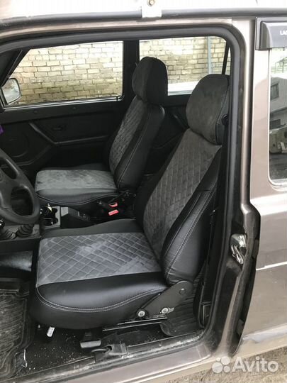 Модельные автомобильные чехлы из экокожи ромб