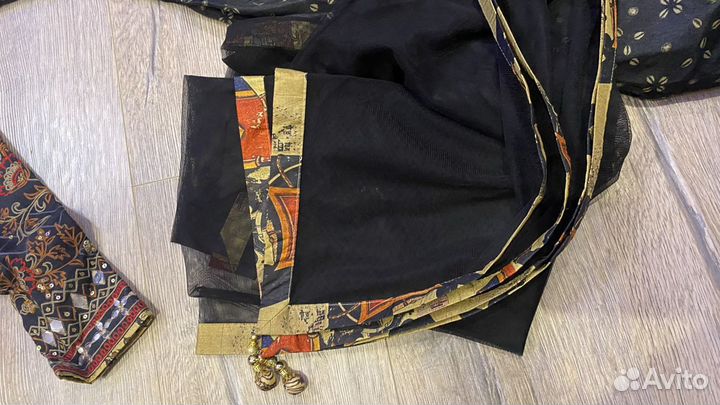 Женское платье